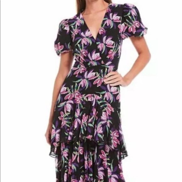 Wayf Dresses & Skirts - WAYF Floral Ruffle layered maxi dress